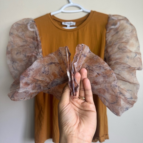 En Saison Puff Sleeve Blouse Size M Mustard Yellow Organza Ruffle Sleeve BohoTop - Picture 4 of 6